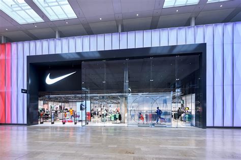 nike store rotterdam.